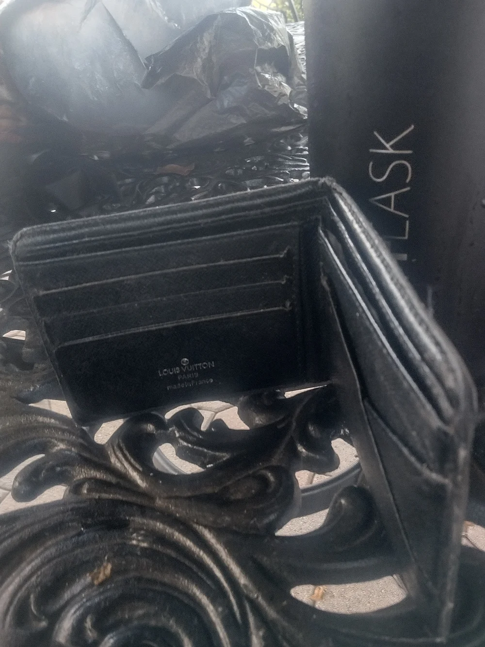 Louis Vuitton Black Epi Leather Slender Wallet - Good Condition